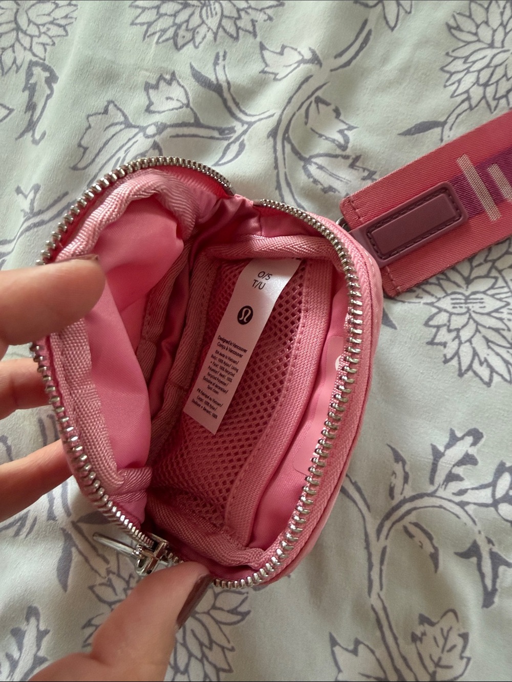 lululemon athletica Pink Key & Card Pouch with Branded Strap - Picture 3 of 3